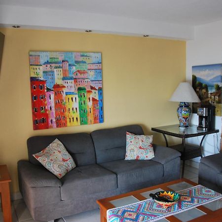 פוארטו ואלארטה Beachfront View Condo Beside La Isla Mall מראה חיצוני תמונה