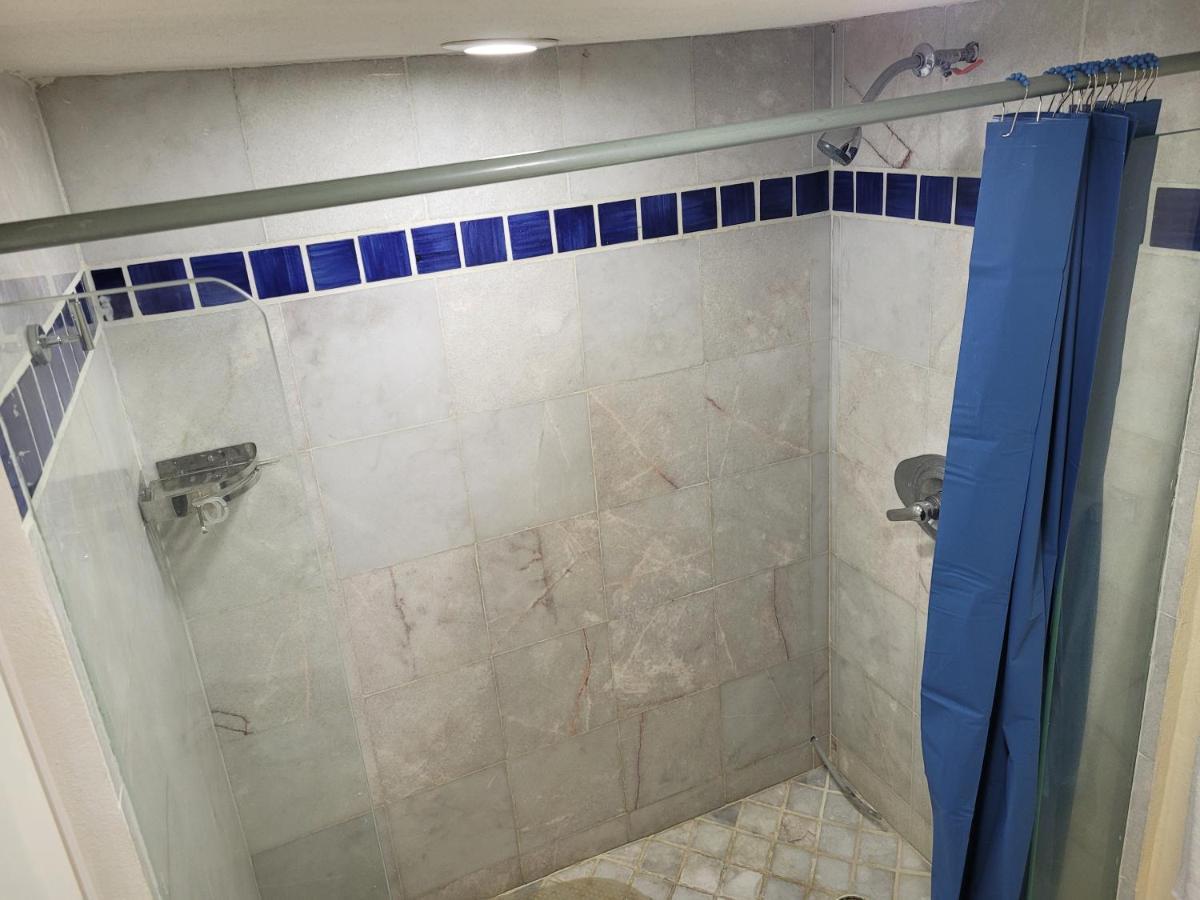 פוארטו ואלארטה Beachfront View Condo Beside La Isla Mall מראה חיצוני תמונה