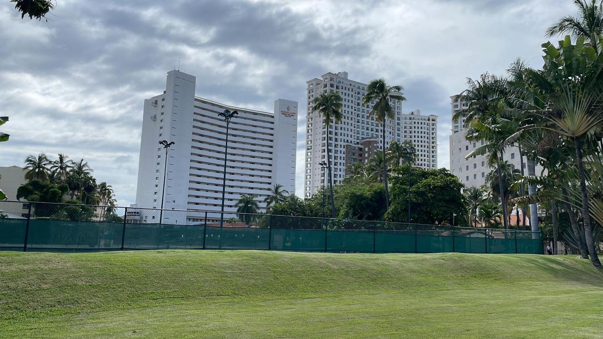 פוארטו ואלארטה Beachfront View Condo Beside La Isla Mall מראה חיצוני תמונה