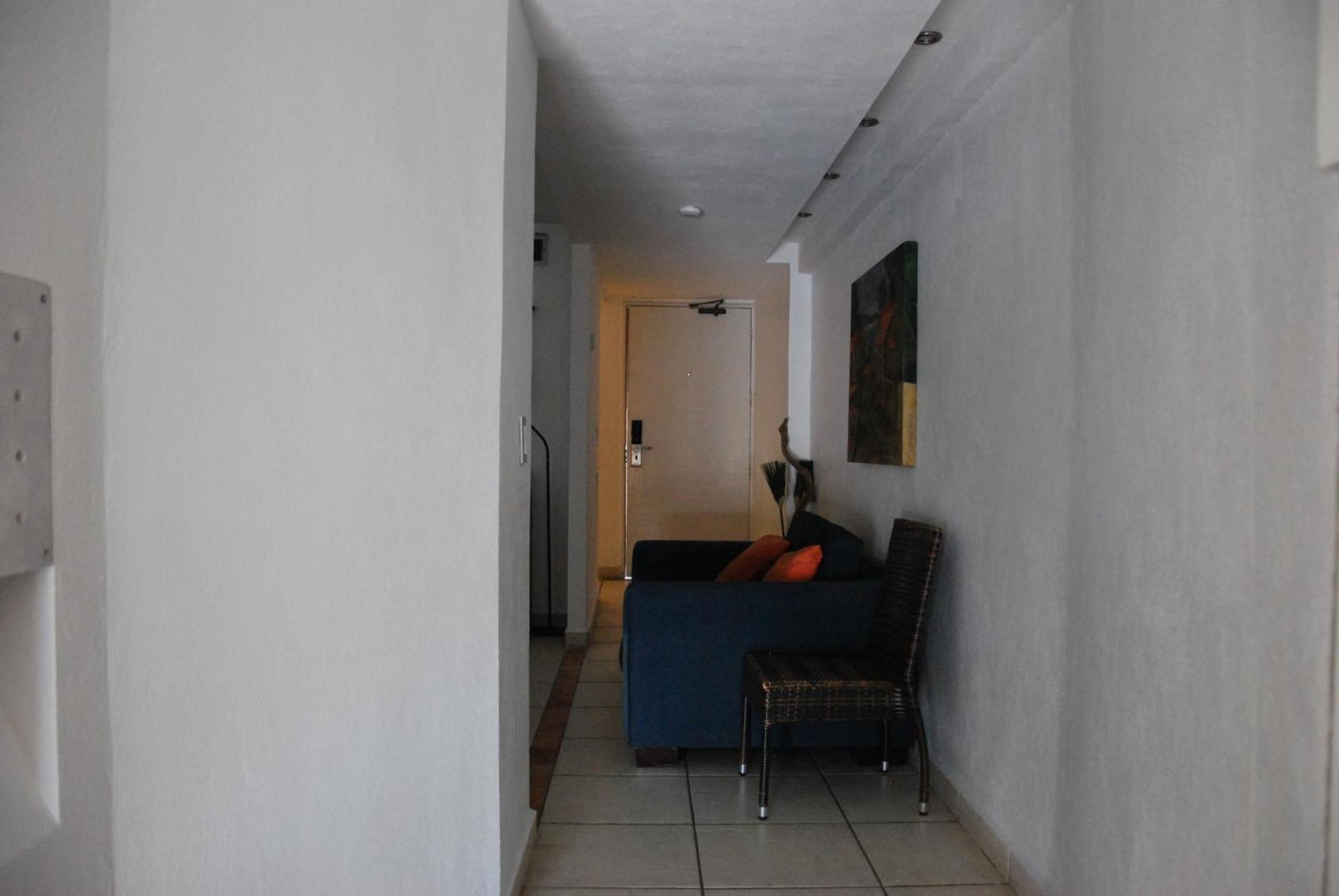 פוארטו ואלארטה Beachfront View Condo Beside La Isla Mall מראה חיצוני תמונה