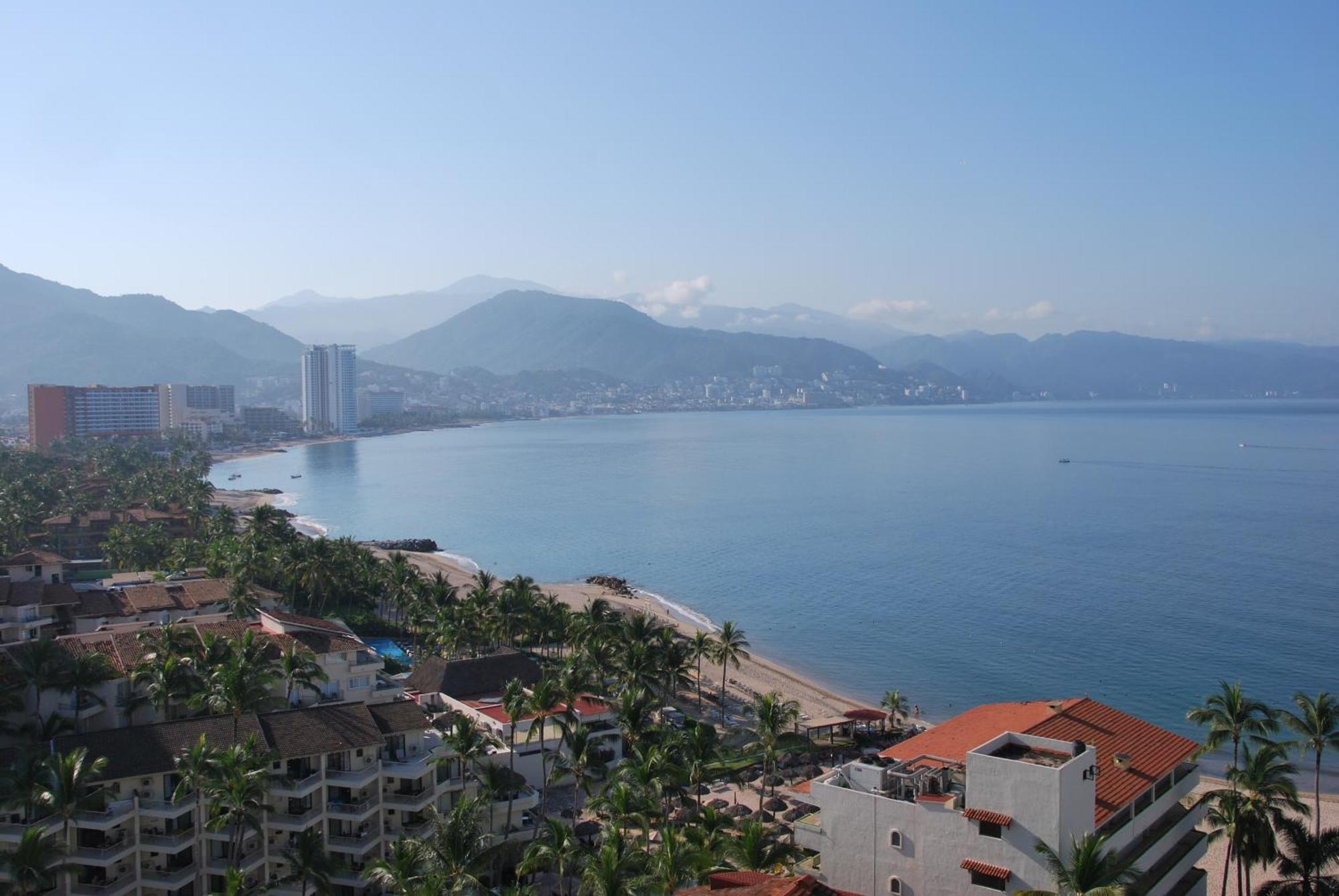 פוארטו ואלארטה Beachfront View Condo Beside La Isla Mall מראה חיצוני תמונה